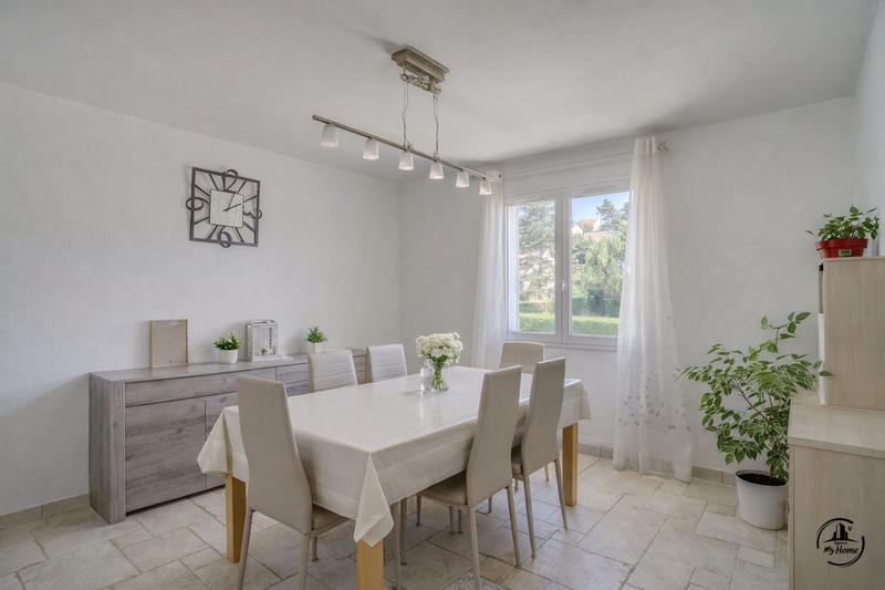 Maison - 88 m² - 5 pièces