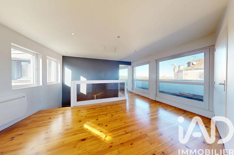 Duplex - 167 m² - 7 pièces