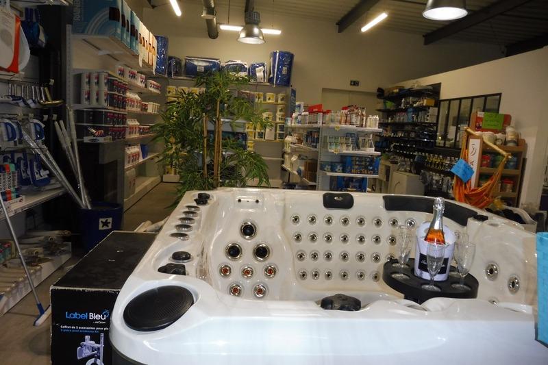 Fonds de commerce - Services - 350 m²