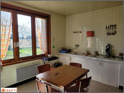 Maison - 140 m² - 6 pièces