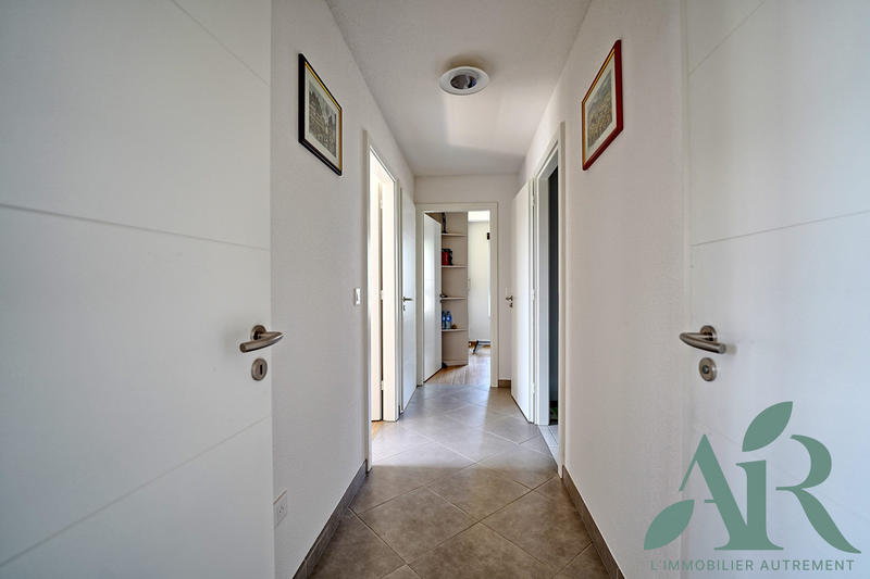 Appartement - 95 m² - 4 pièces