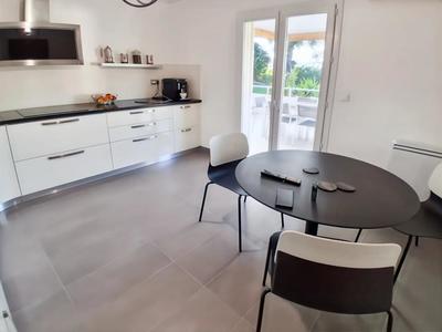 Villa - 204 m² - 7 pièces