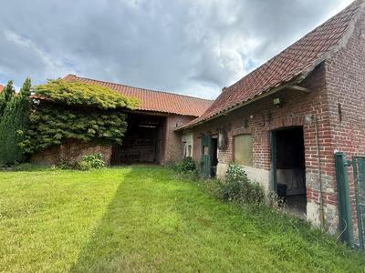 Maison - 90 m² - 2 pièces