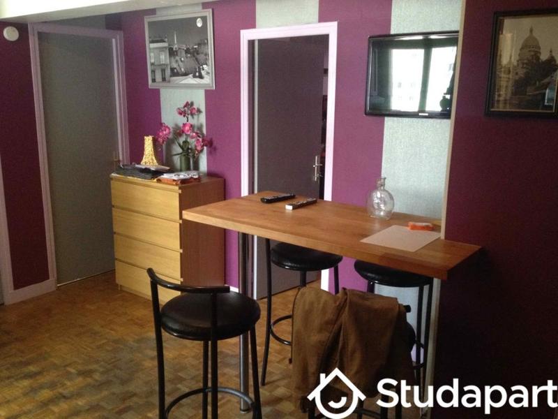 Chambre - 11 m² - 1 pièce