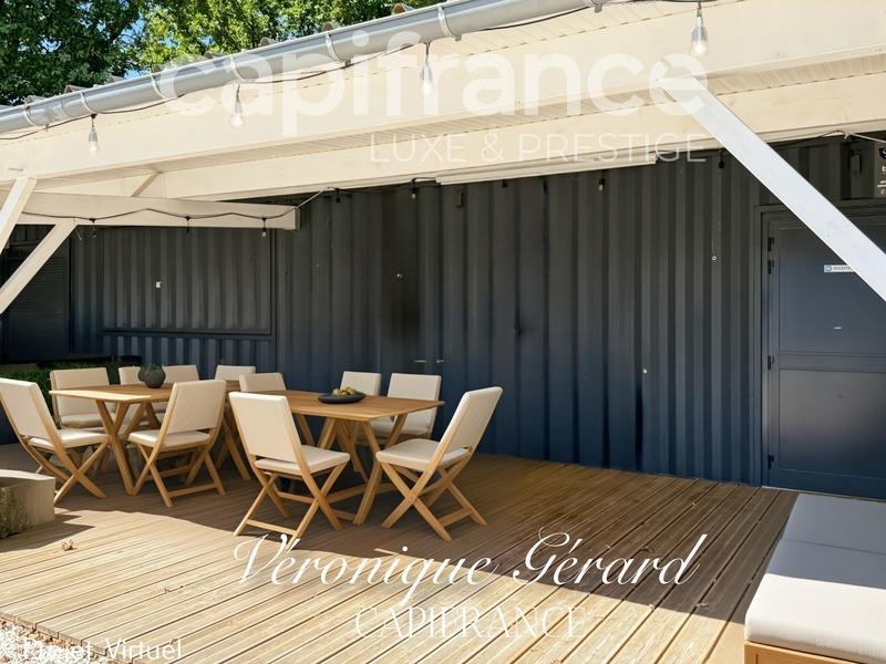 Propriété - 351 m² - 12 pièces