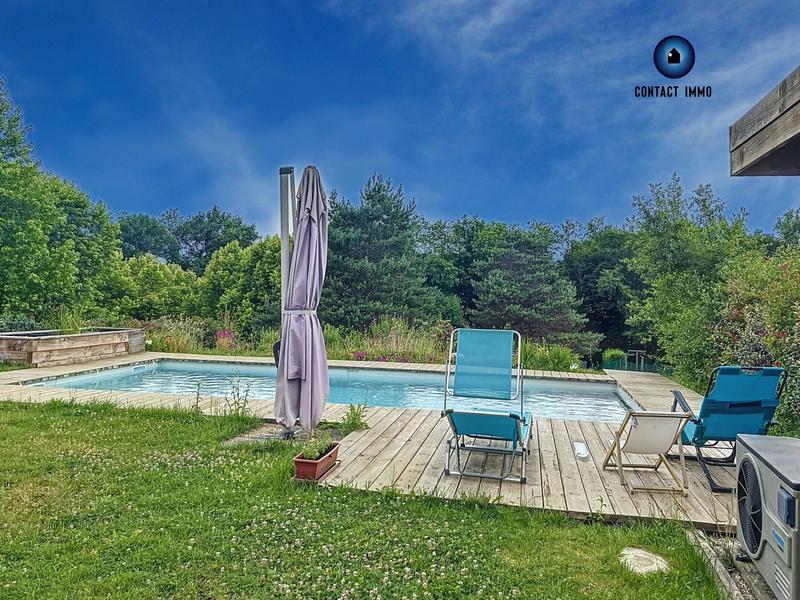 Maison - 98 m² - 5 pièces