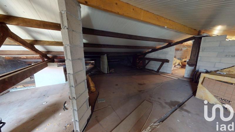 Maison - 300 m² - 14 pièces