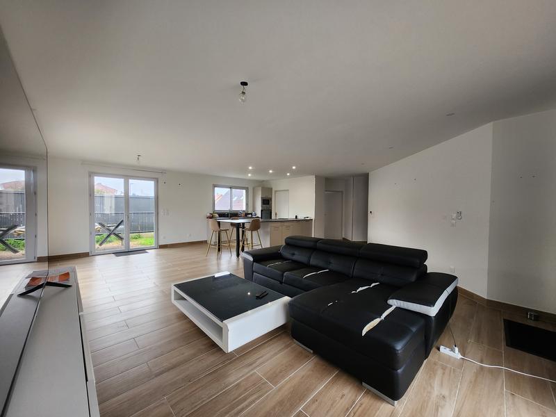 Maison - 130 m² - 6 pièces