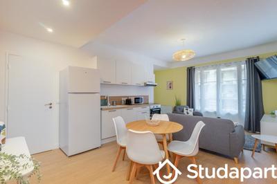 Chambre - 13 m² - 1 pièce