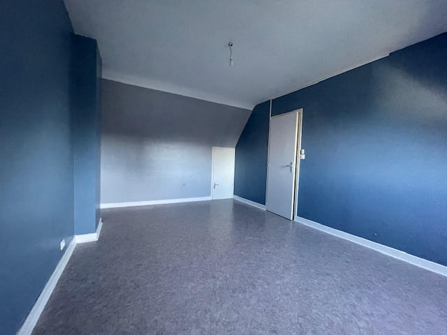 Maison - 96 m² - 4 pièces