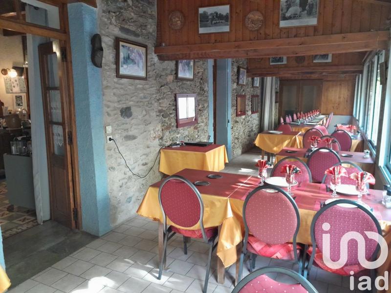 Maison - 208 m² - 7 pièces