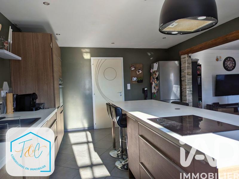 Maison - 120 m² - 4 pièces