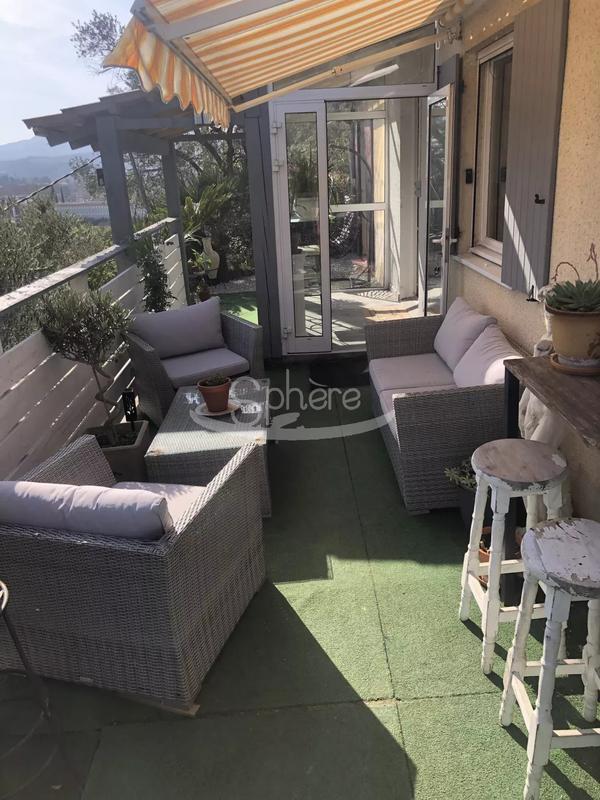 Villa - 80 m² - 4 pièces