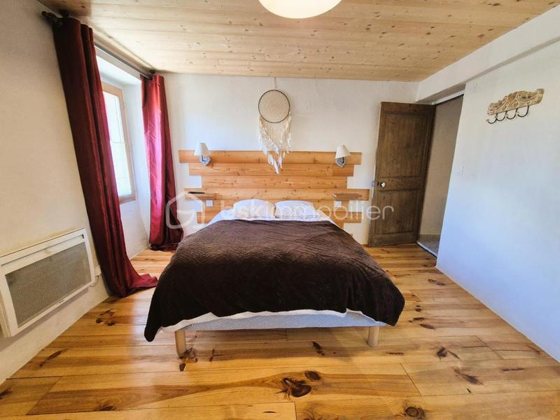 Immeuble - 240 m² - 10 pièces