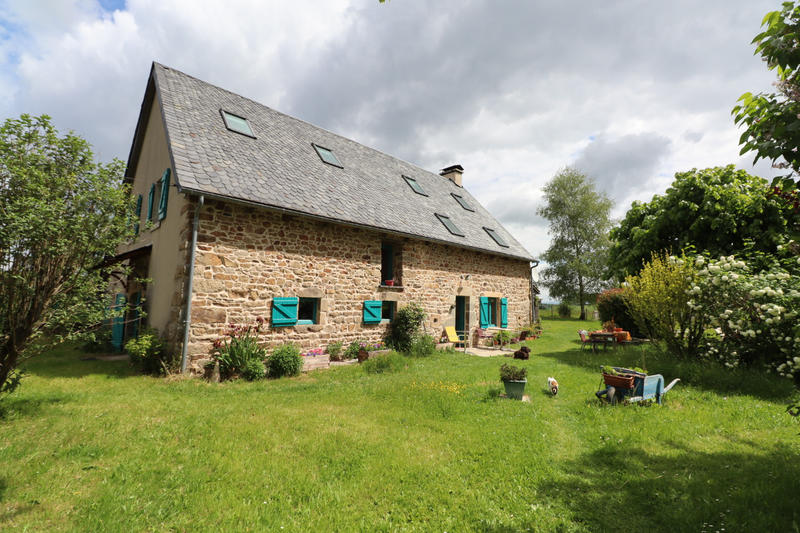 Propriété - 195 m² - 8 pièces