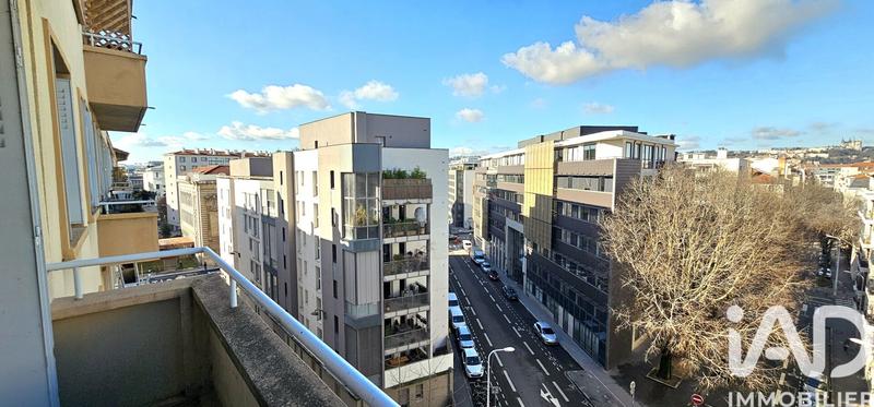 Appartement - 82 m² - 4 pièces