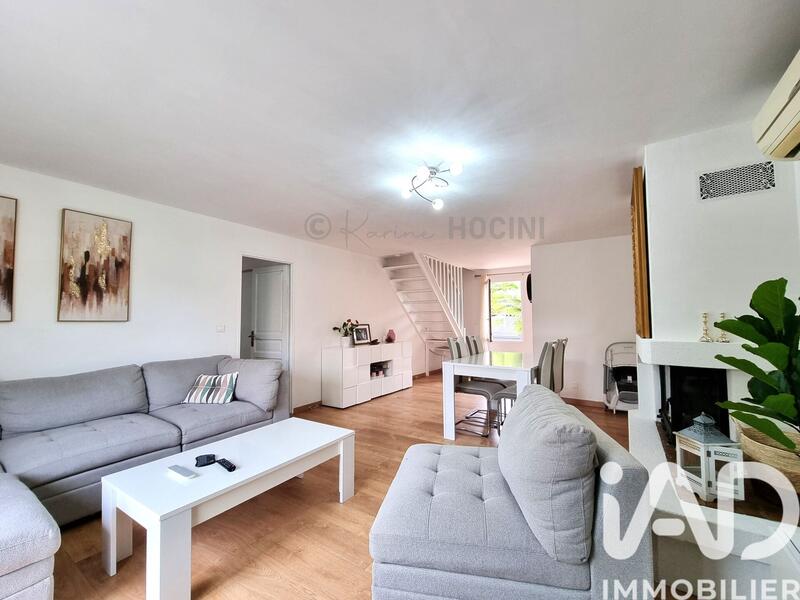 Maison - 95 m² - 5 pièces