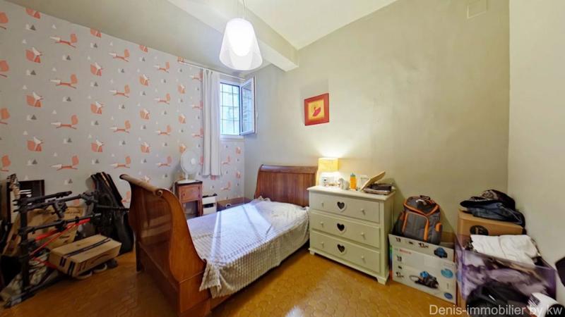 Appartement - 85 m² - 4 pièces