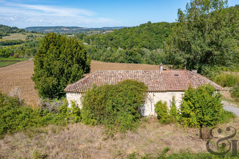 Maison - 200 m² - 5 pièces