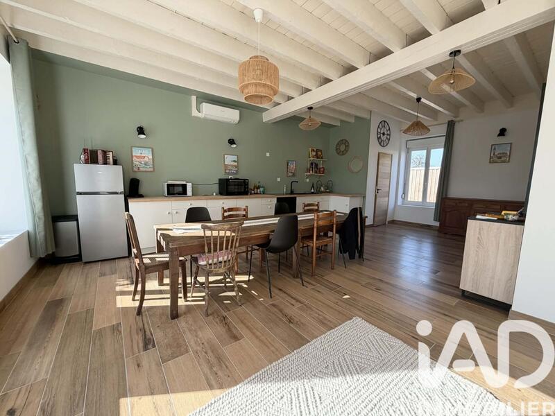 Maison de campagne - 180 m² - 4 pièces