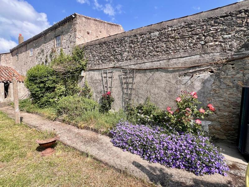 Maison de bourg - 115 m² - 4 pièces