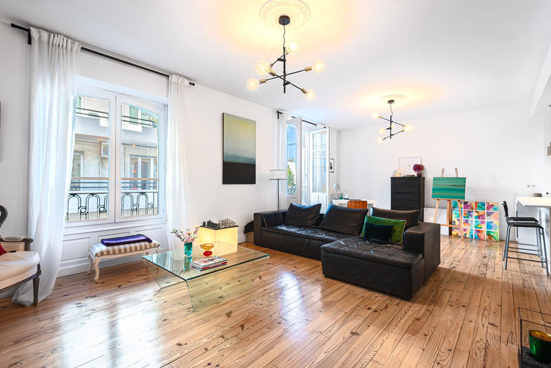 Appartement - 142 m² - 5 pièces