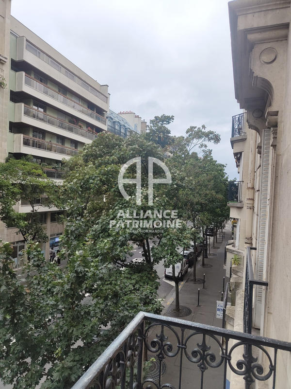 Appartement - 75 m² - 3 pièces