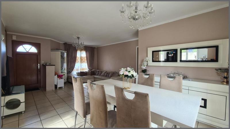 Maison - 84 m² - 7 pièces