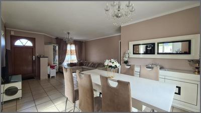 Maison - 84 m² - 7 pièces