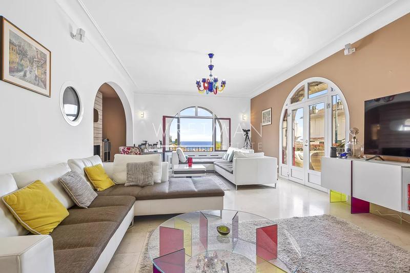 Villa - 270 m² - 7 pièces