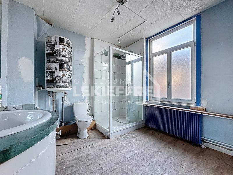 Immeuble - 138 m² - 6 pièces