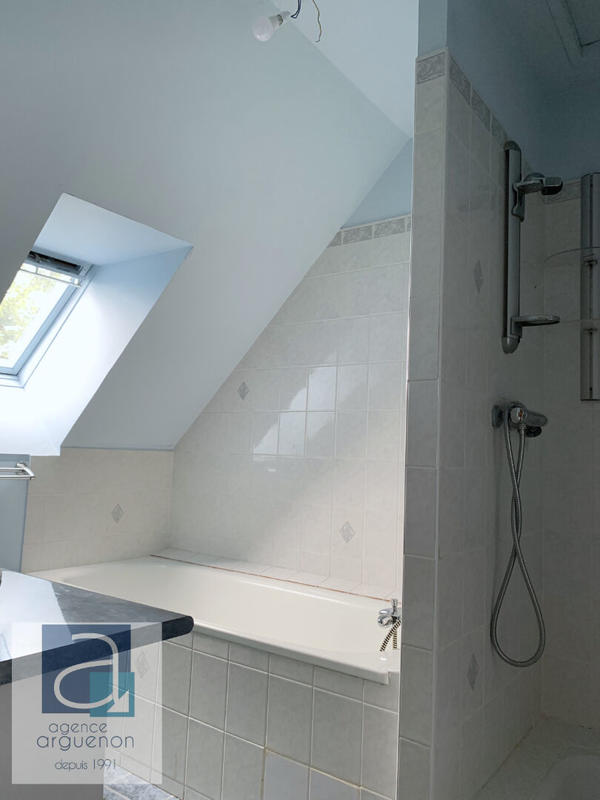 Maison - 102 m² - 5 pièces