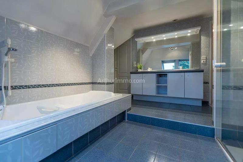 Maison - 176 m² - 6 pièces