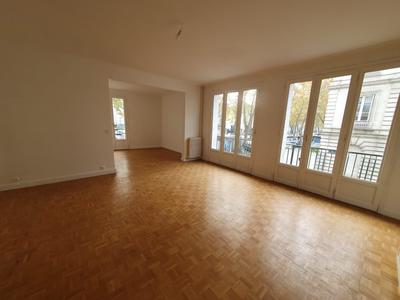 Appartement - 107 m² - 4 pièces