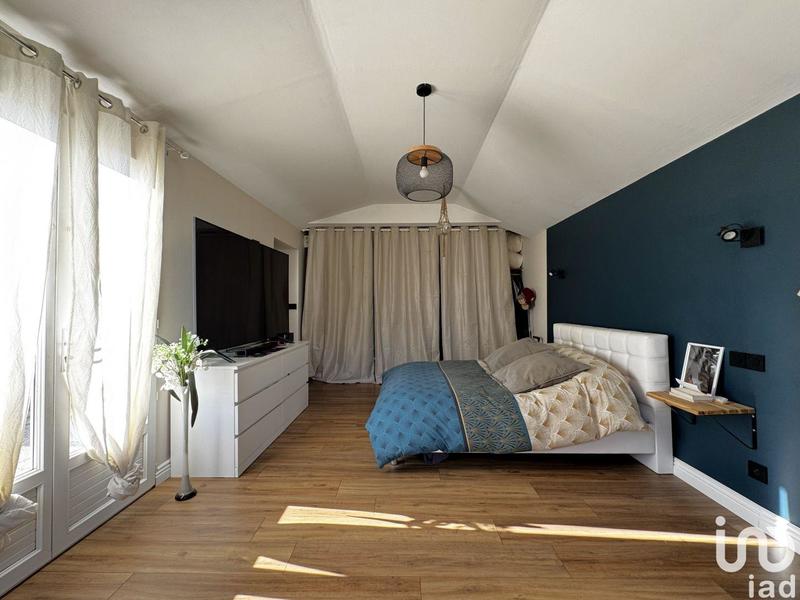 Maison - 117 m² - 5 pièces