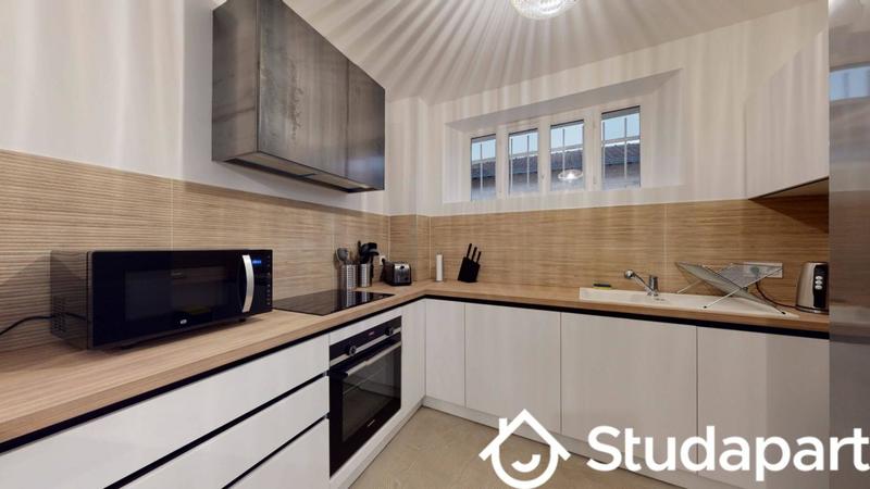 Chambre - 14 m² - 1 pièce