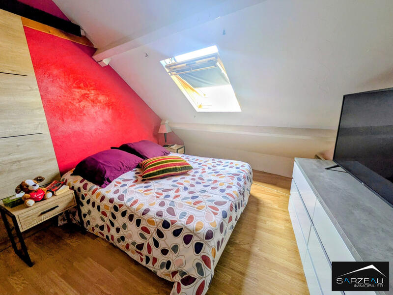 Maison - 105 m² - 5 pièces