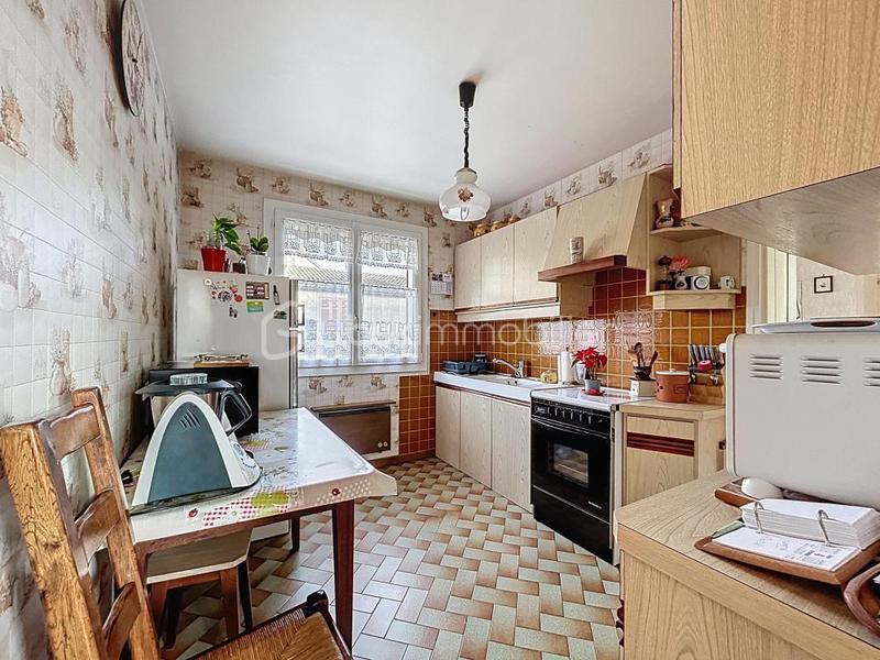 Pavillon - 90 m² - 4 pièces