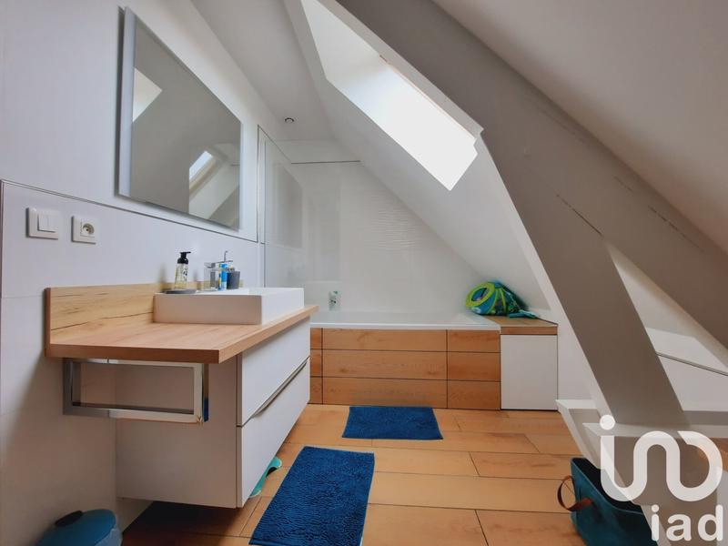 Maison - 168 m² - 6 pièces