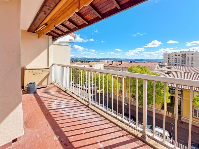 Appartement - 86 m² - 4 pièces