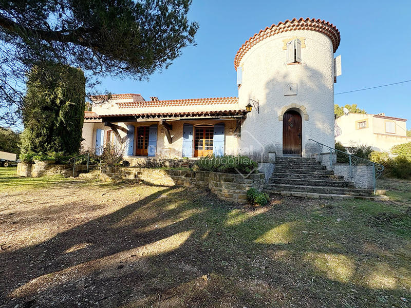 Maison - 136 m² - 4 pièces