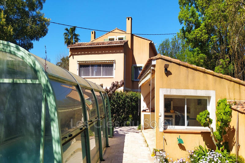 Maison - 150 m² - 4 pièces