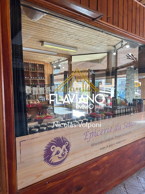 Fonds de commerce - Magasins - 136 m²