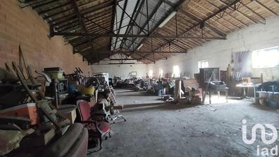 Appartement - 1 800 m² - 1 pièce