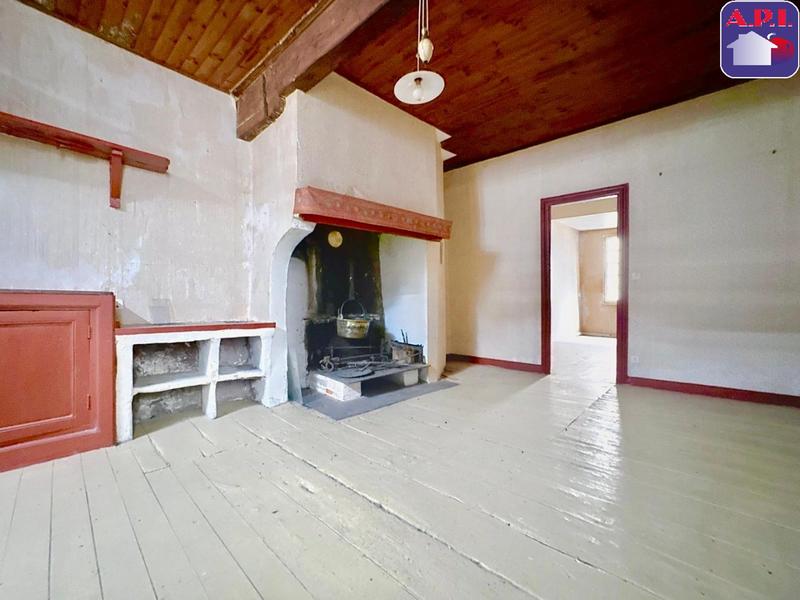 Maison - 213 m² - 6 pièces