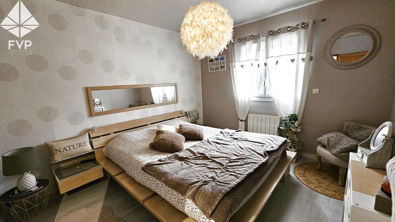 Maison - 158 m² - 6 pièces