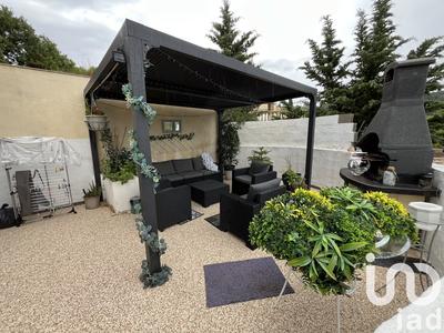 Maison - 98 m² - 4 pièces