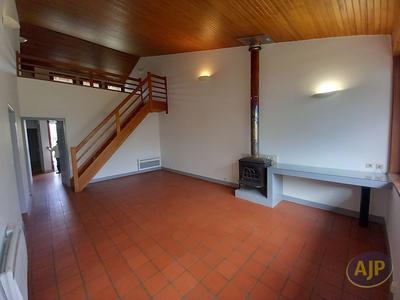 Maison - 92 m² - 4 pièces