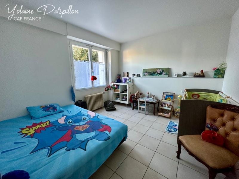 Maison - 175 m² - 13 pièces