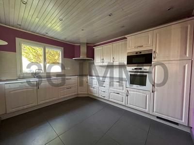 Maison - 148 m² - 7 pièces